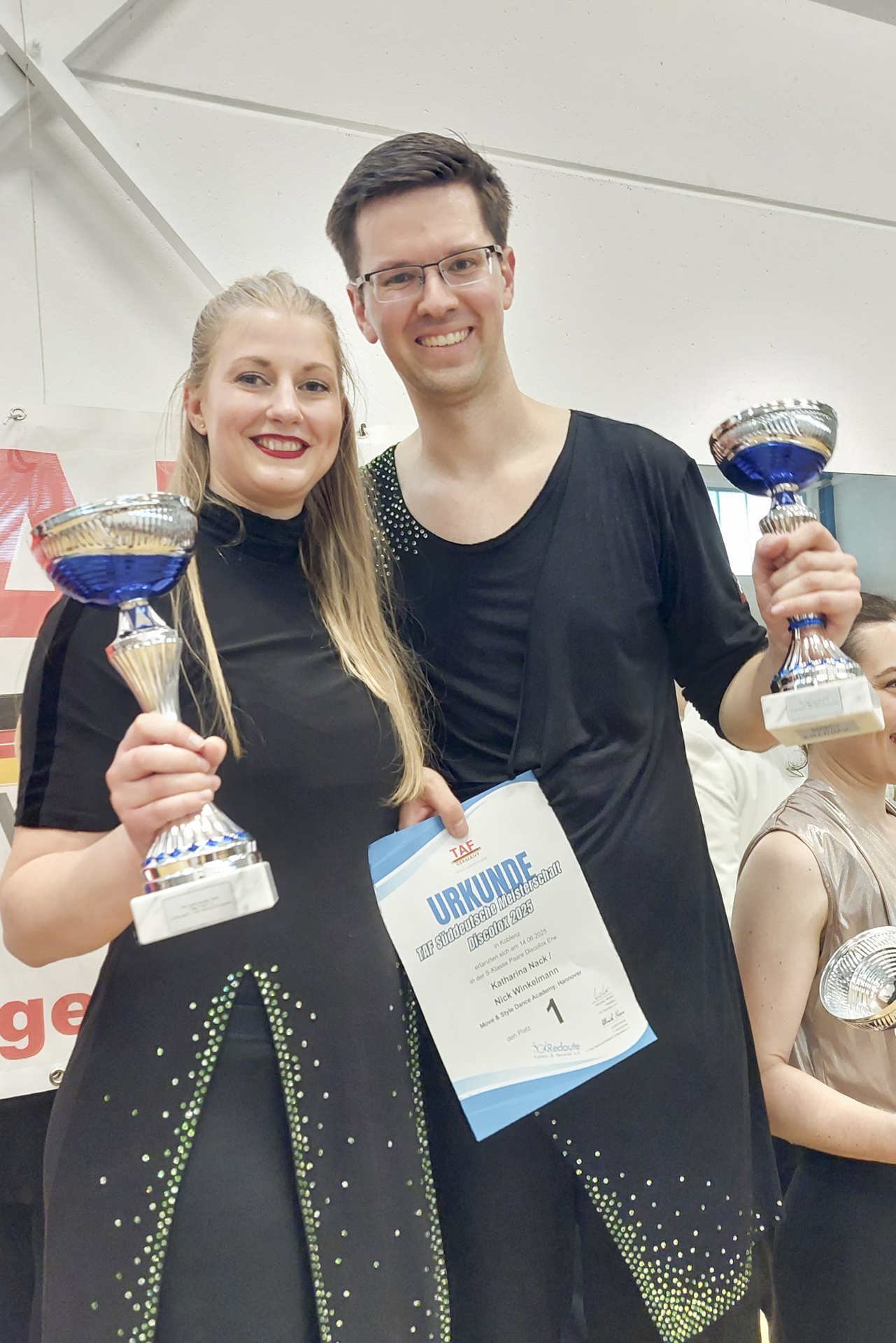 Katharina Nack und Nick Winkelmann aus Hannover haben die TAF Süddeutsche Meisterschaft im Discofox 2025 bei der TGC Redoute Koblenz und Neuwied e.V. gewonnen - so, wie schon 2024.