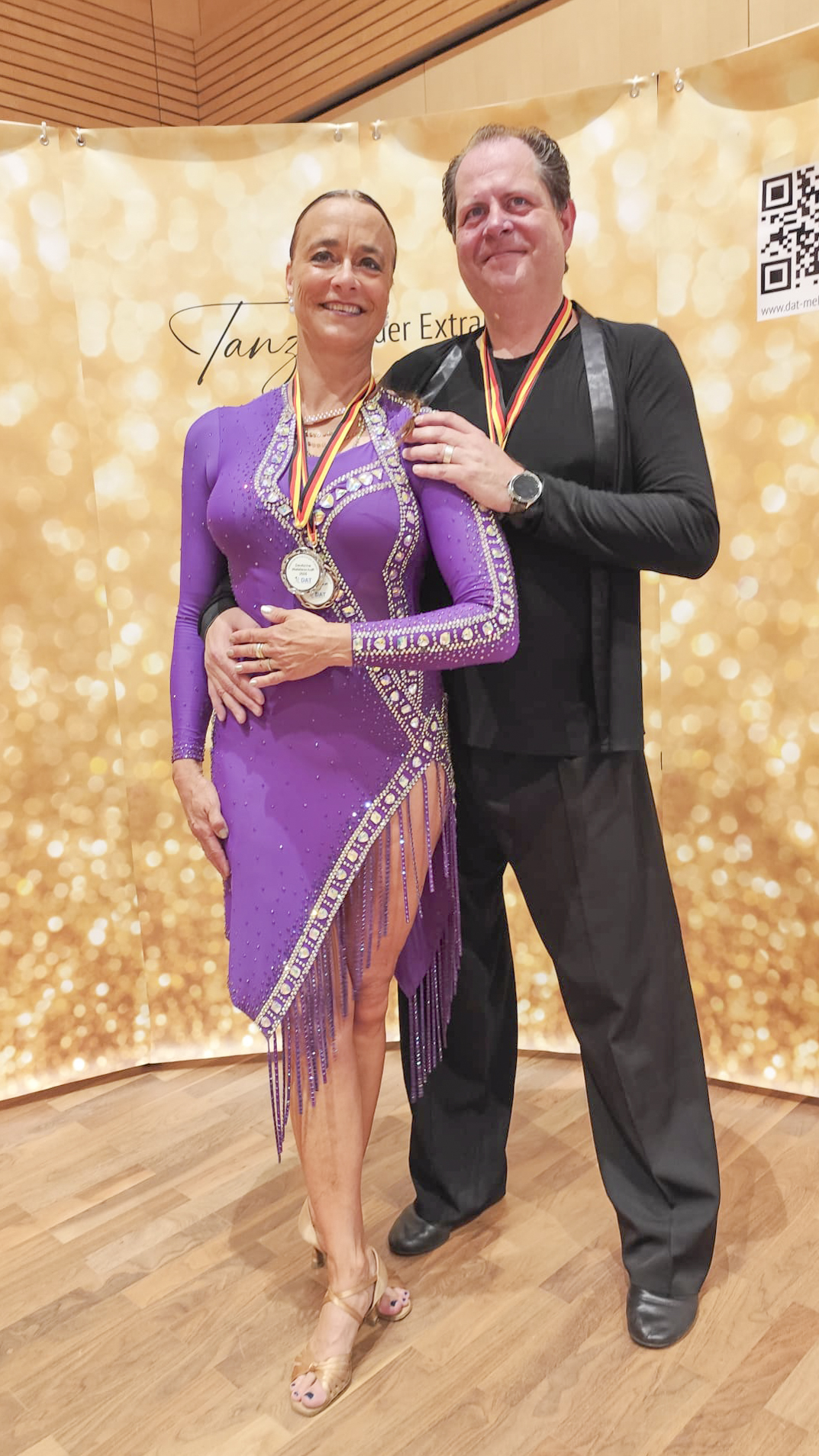 Friederike Emrich und Markus Gemmer traten bei der Deutschen Discofox-Meisterschaft des DAT (Deutsches Amateur Turnieramt) in Walldorf, Baden-Württemberg, an.