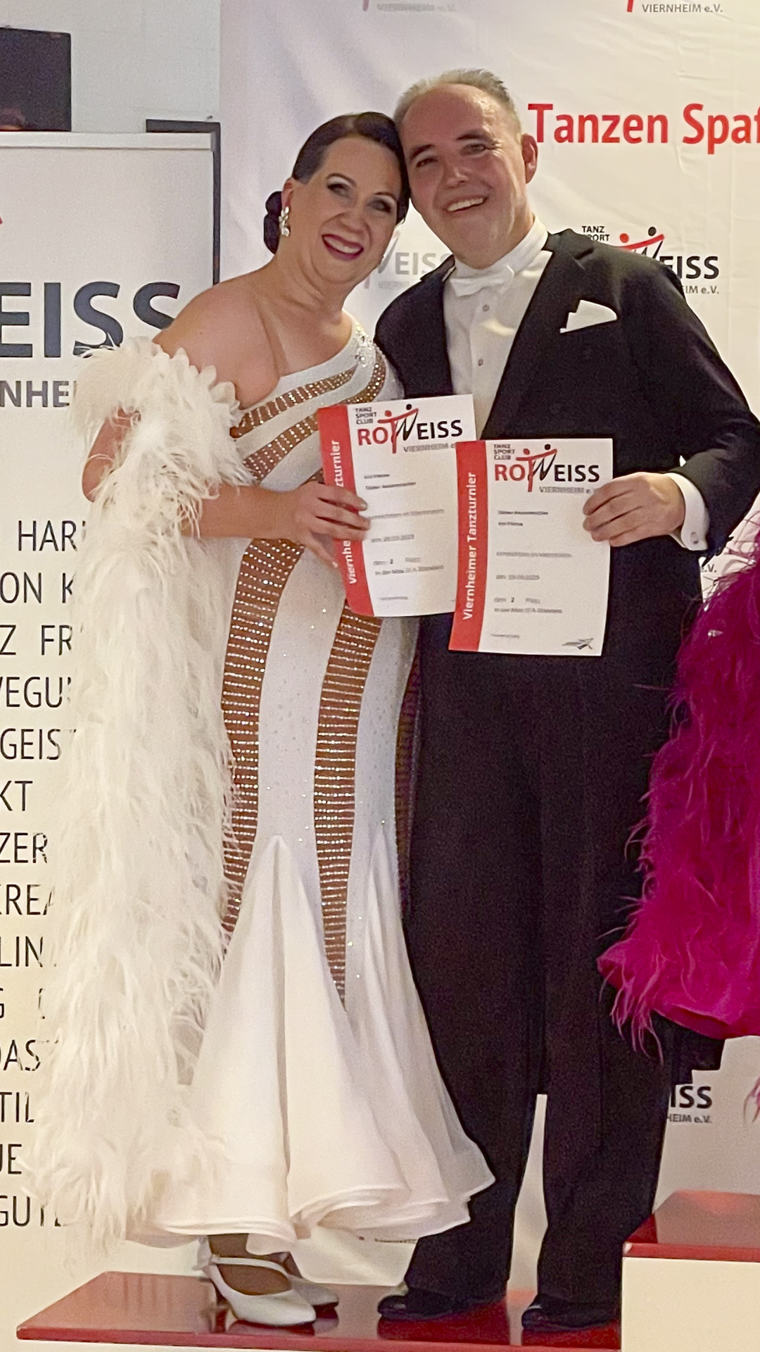 Iris und Dieter auf dem Siegertreppchen