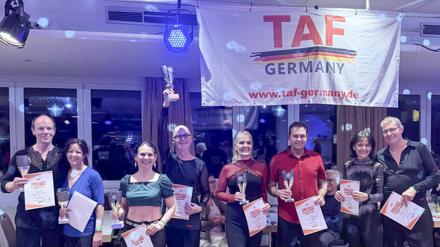 Petra und Ecki bei der Siegerehrung