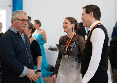 LM Standard 0326 Uli Kuss gratuliert